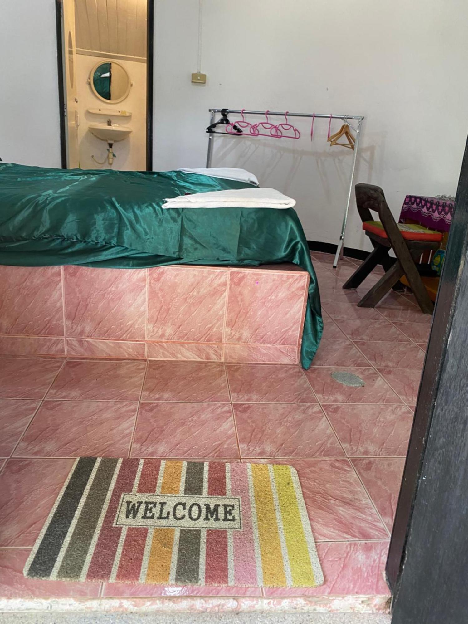 Hutofhappiness Thongsala Exterior foto