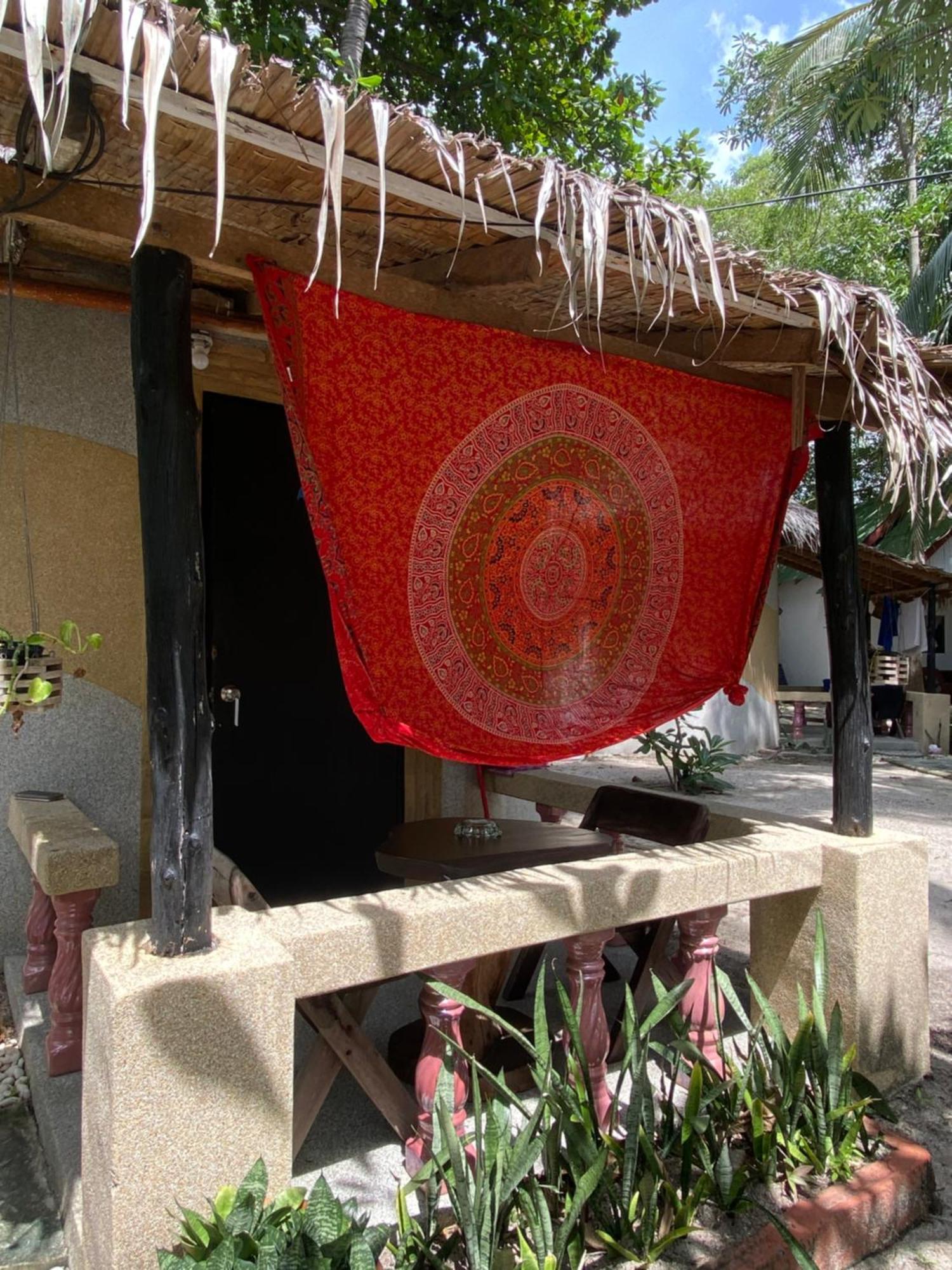 Hutofhappiness Thongsala Exterior foto